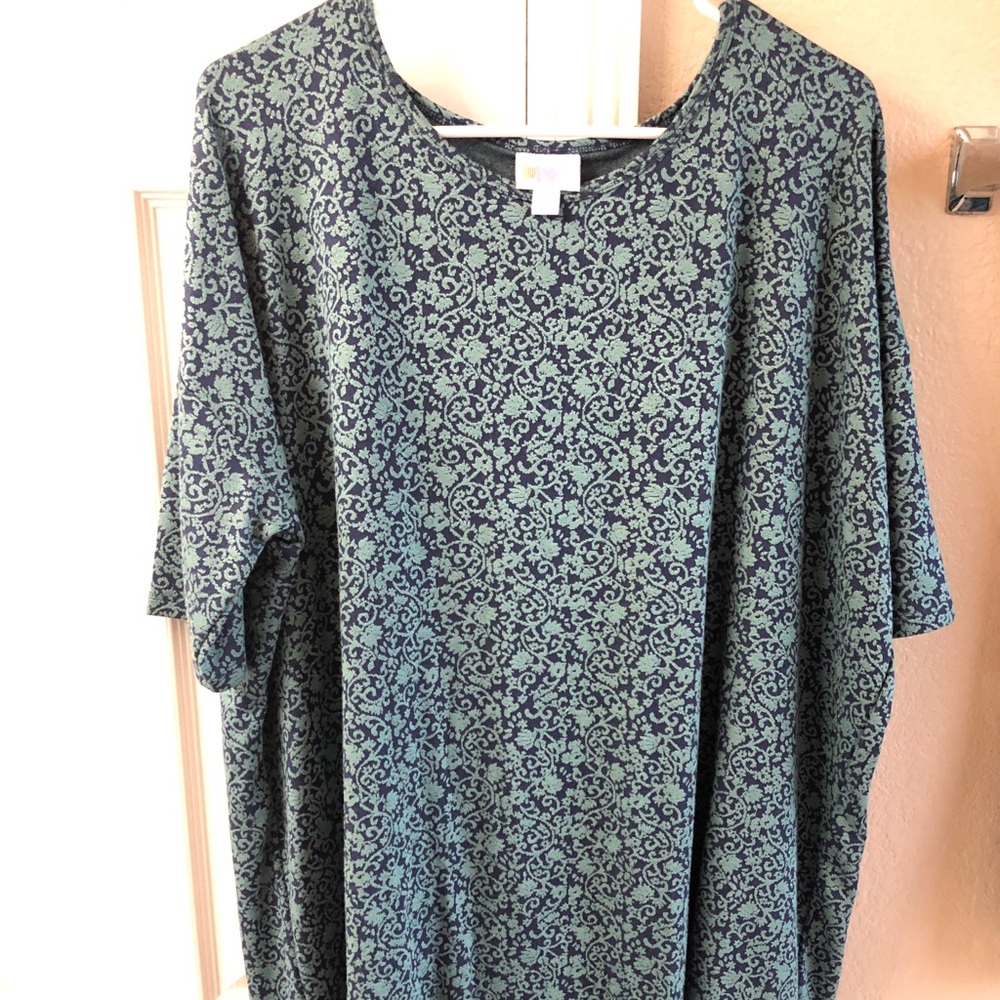 LuLaRoe Amelia Material Irma